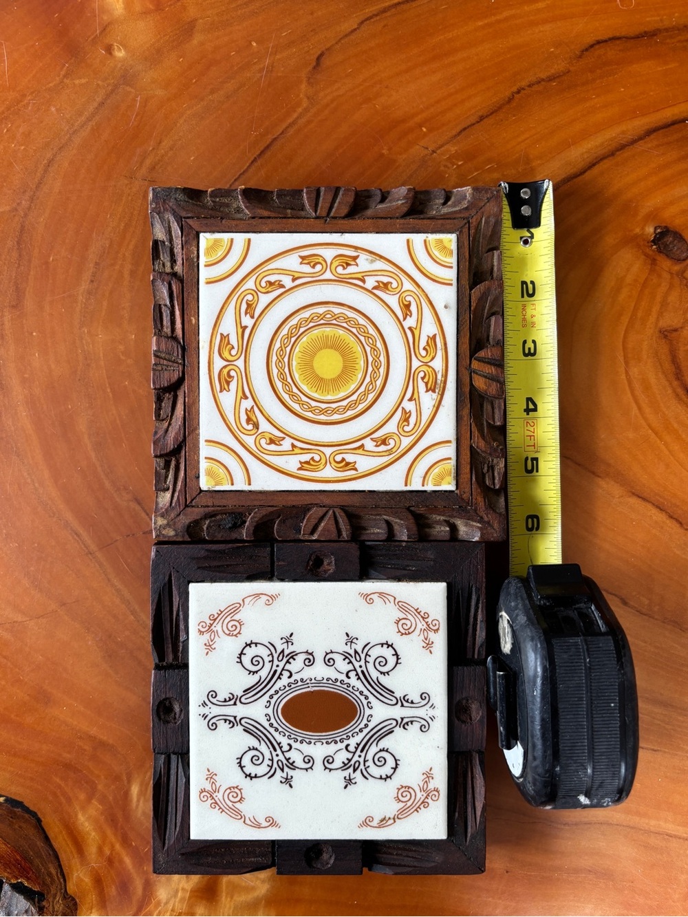 EUC Vintage 70s Set of 2 Mexican Dal Tile Ceramic Wooden Framed Trivets Coasters - Picture 3 of 16